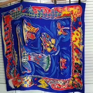 VINUCHI 100 % silk scarf 34" square